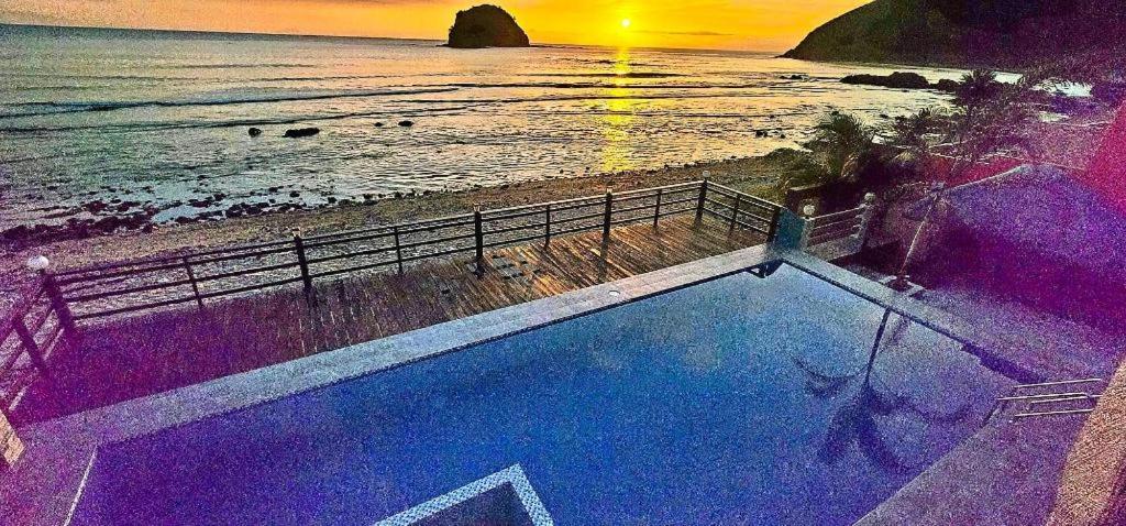 Aura Marina Sands Beach Resort Baler Eksteriør billede