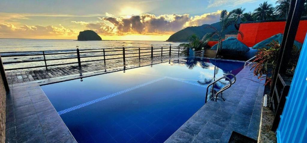 Aura Marina Sands Beach Resort Baler Eksteriør billede